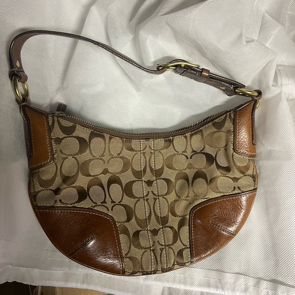 Coach bag for sale - Picture 1 of 3